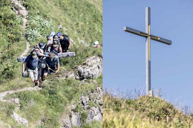 Schweißtreibender Transport des neuen Gipfelkreuzes auf die Höferspitze